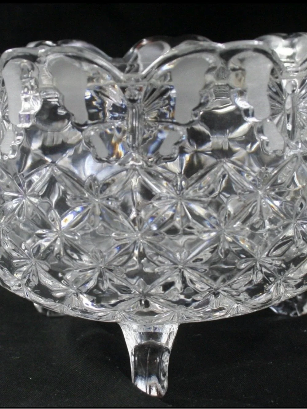 Hofbauer Papillon Crystal Bowl: Frosted Butterfly Rim, 3 Scroll Feet